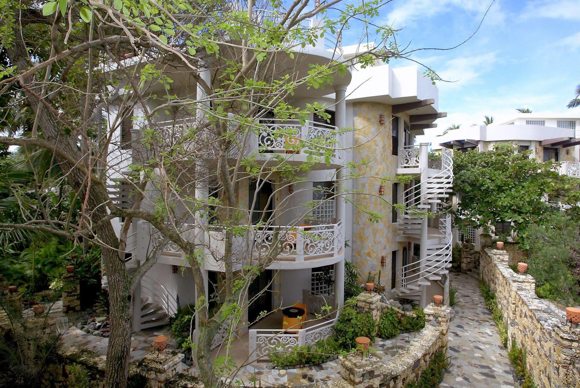 El Magnifico Aparthotel Καμπαρέτε Εξωτερικό φωτογραφία